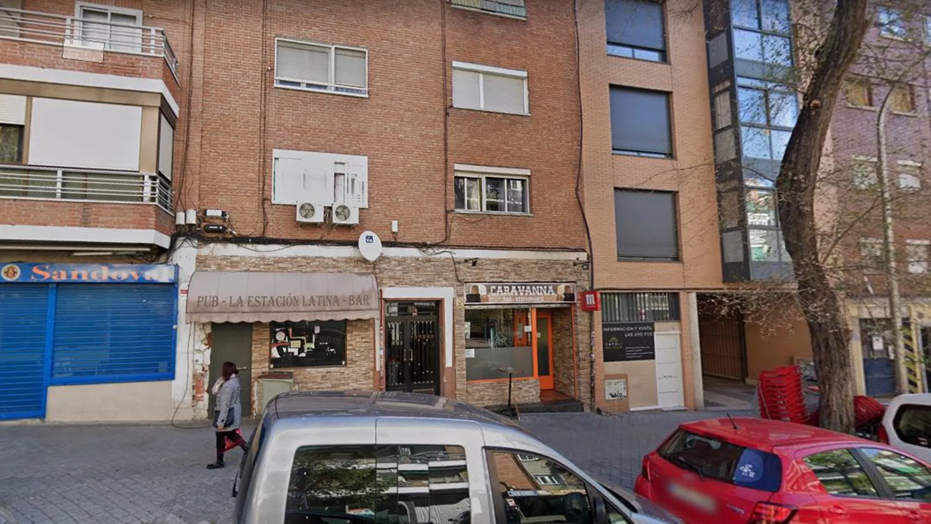 Los hechos ocurrieron en un primer piso del número 33 de la calle Gutierre de Cetina. Los agresores habían estado el día antes
