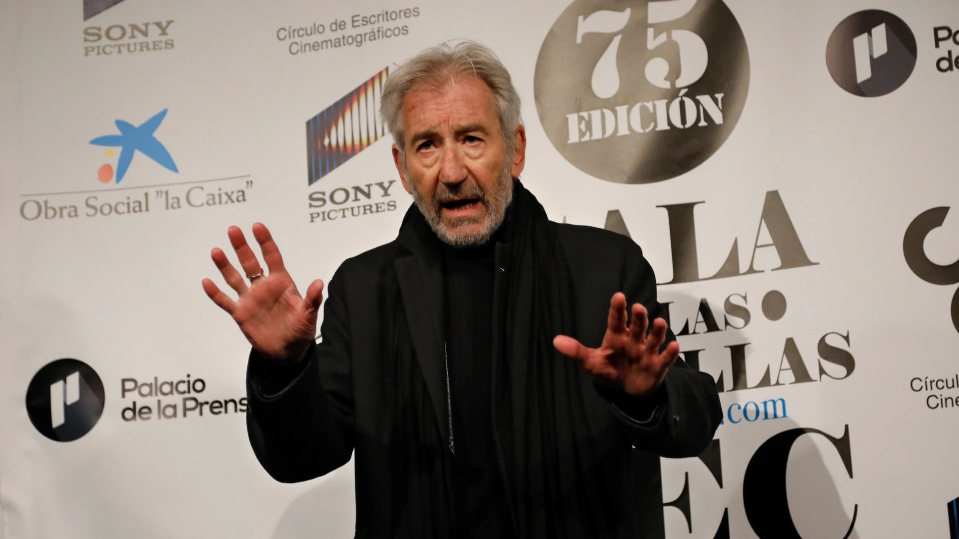 El actor José Sacristán a su llegada a la gala de la 75 edición de las Medallas del Circulo de Escritores Cinematográficos (CEC), este lunes en el Palacio de la Prensa, en Madrid.