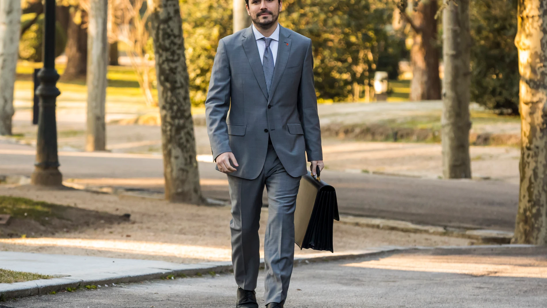 Llegada de Alberto Garzon, Ministro de Consumo al edificio del Consejo de Ministros que se reune por primera vez desde la formacion del Gobierno de Coalicion presidido por Pedro Sanchez MADRID 14/01/2020