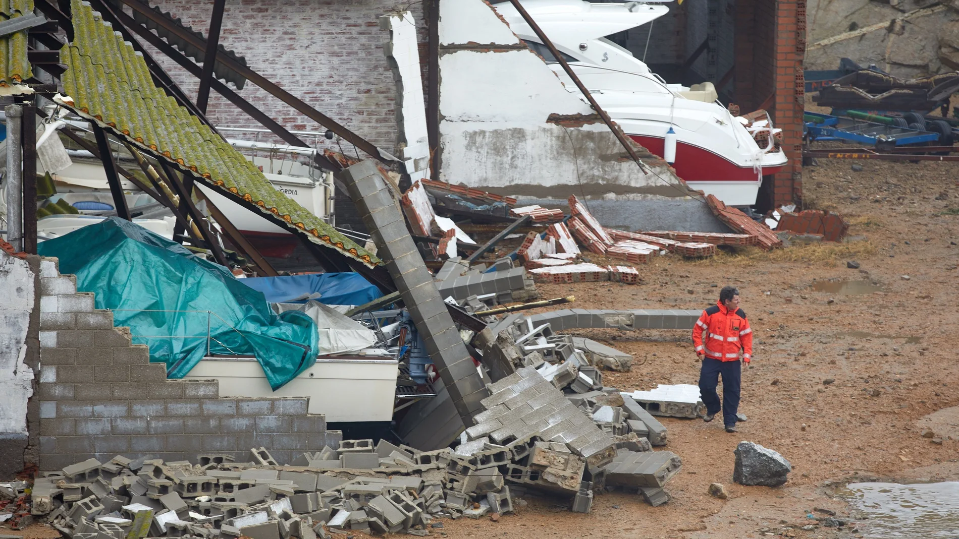 Temporal deja 59 heridos en Cataluña y los Bomberos atienden 5.900 servicios