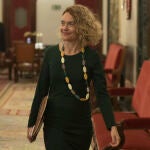 La presidenta del Congreso de los Diputados, Meritxell Batet, ayer en los pasillos de la Cámara / LUIS DÍAZ
