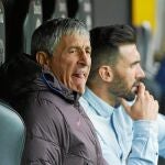 Quique Setién no ha conseguido de momento mejorar los resultados ni el fútbol del Barça de Valverde