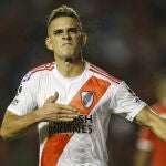 Santos Borré con River Plate.