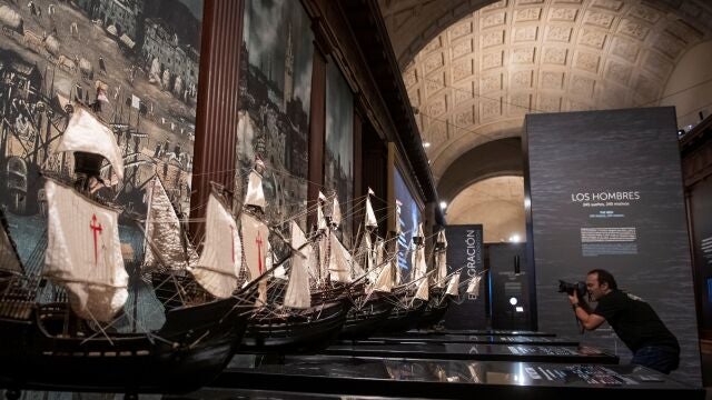 Vista de la exposición 'El viaje más largo', en el Archivo General de Indias de Sevilla