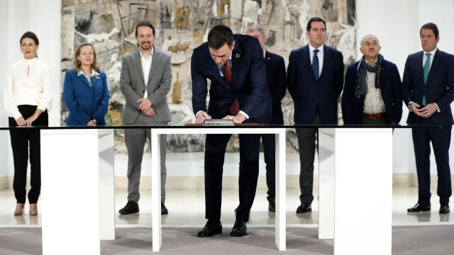 Los agentes sociales piden que las medidas se consensúen en la mesa de diálogo