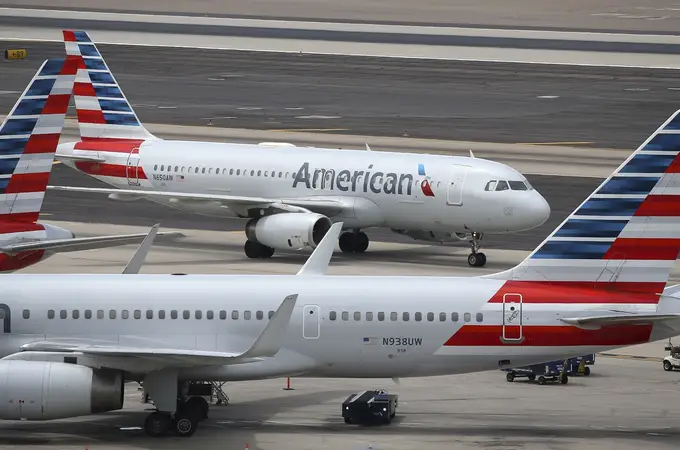 Una familia judía demanda a American Airlines por ser expulsados de un vuelo por su “olor corporal”