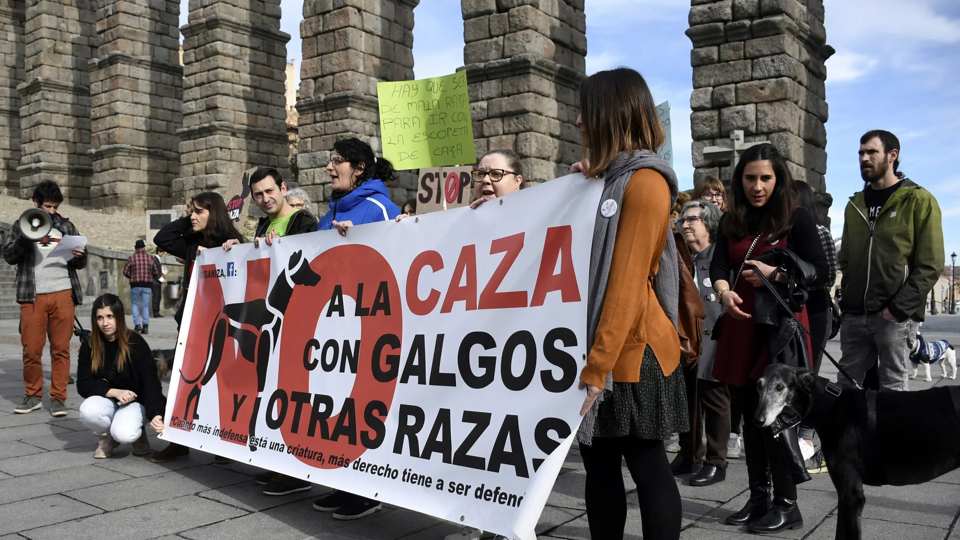 Manifestación en Segovia contra la caza