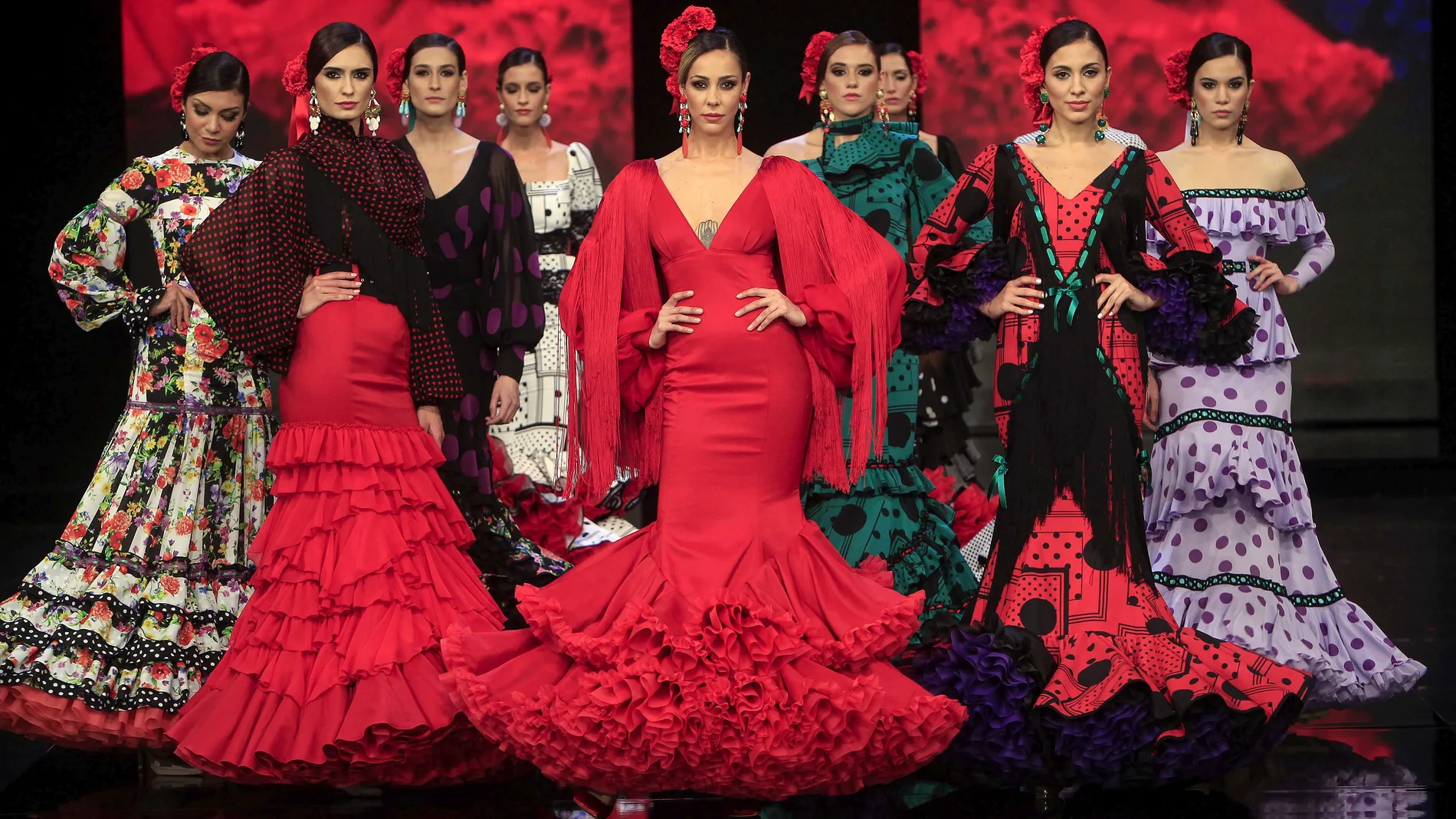 Uno de los desfiles de la última edición del Salón Internacional de Moda Flamenca (SIMOF), celebrado en Sevilla