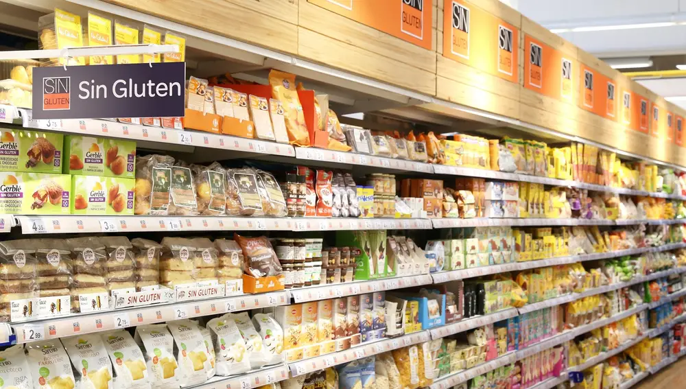 Cada vez son más las empresas que promocionan sus productos alegando que no contienen gluten | Fuente: Europa Press / Carrefour
