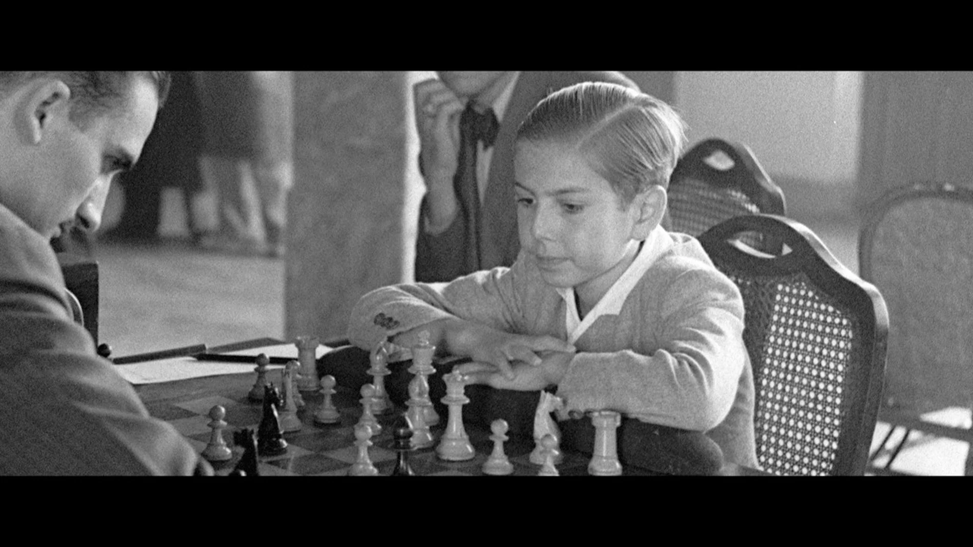 Pomar, durante una partida. Era un genio del ajedrez que pudo haber logrado más éxitos si hubiera contado con el respaldo del régimen