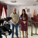 Visita de la delegada territorial de la Consejería de Turismo, Regeneración, Justicia y Administración Local en Córdoba, Purificación Joyera, a la localidad de Fernán Nuñez