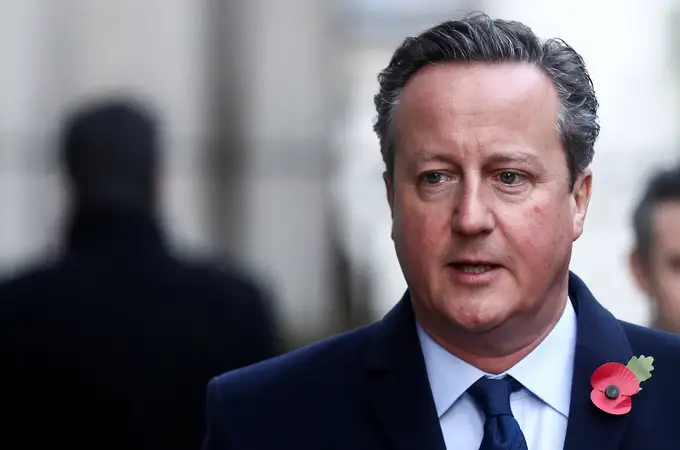 Sunak nombra a David Cameron ministro de Exteriores y despide a la titular de Interior por su deriva radical