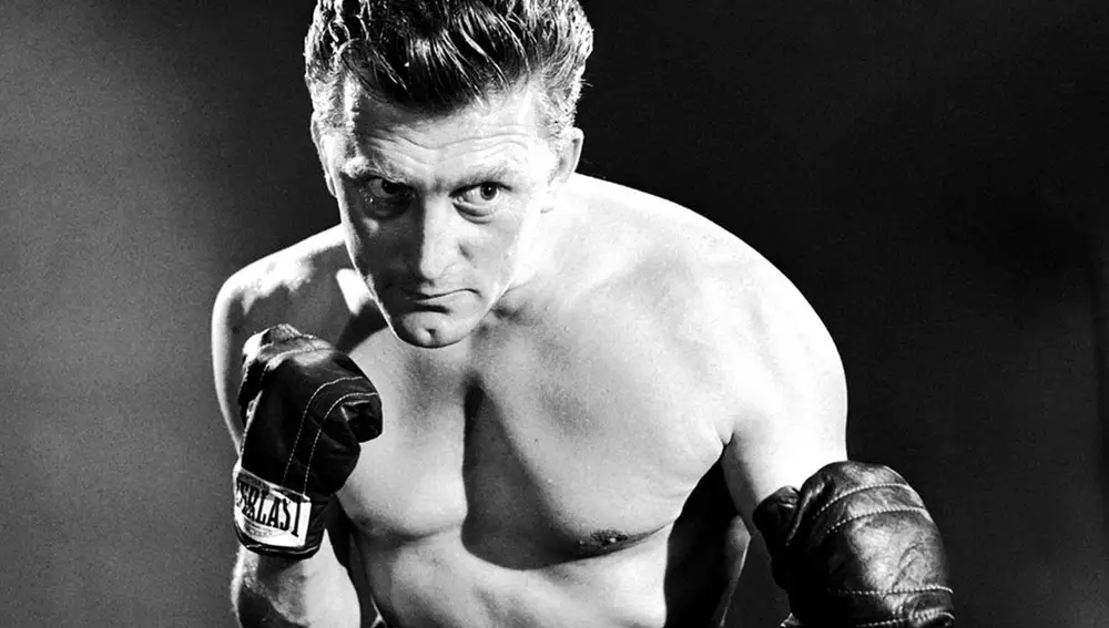 Kirk Douglas interpretó al boxeador Midge Kelly en «El ídolo de barro» (1949), de Mark Robson. Los dos compartían una cosa: ambos querían ganar