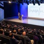 CaixaForum Sevilla ha sido el escenario elegido por la entidad para analizar la situación económica actual