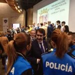 El consejero de Fomento y Medio Ambiente, Juan Carlos Suárez-Quiñones, inaugura el 42 curso de Policía Local en la Escuela de Policía de Ávila