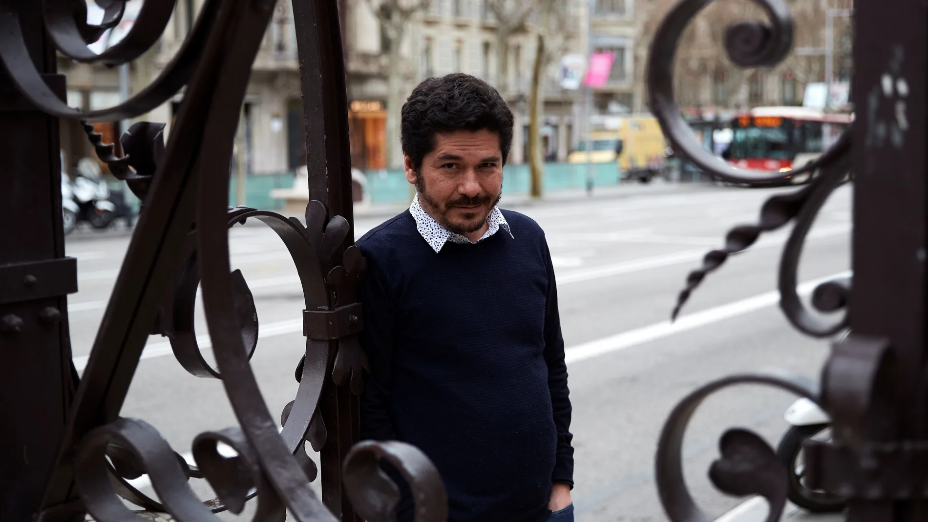 Juan Pablo Villalobos: El humor convencional alimenta un discurso del odio