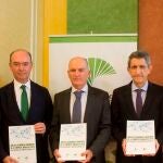 Un momento de la presentación del informe elaborado por Unicaja Banco