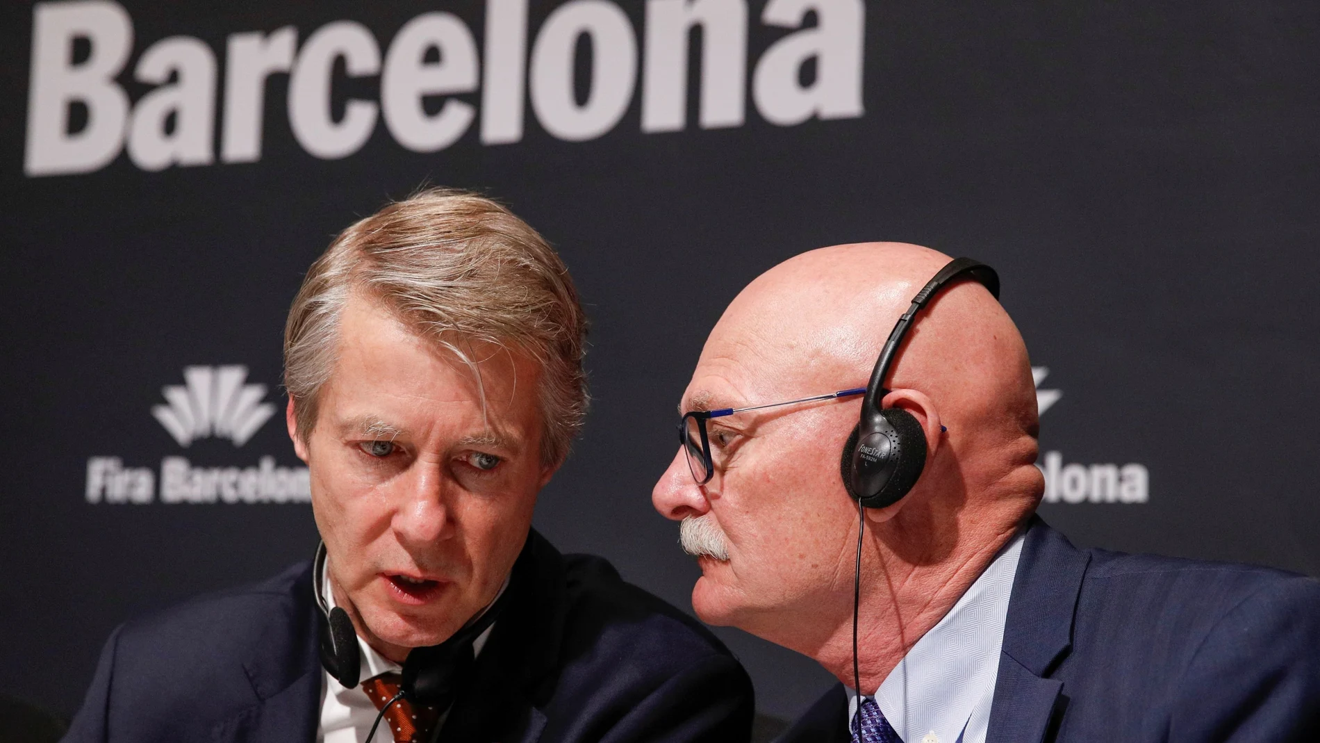 John Hoffman y Mats Granryd durante la rueda de prensa en Fira de Barcelona, February