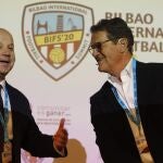 El exfutbolista y ex entrenador italiano Fabio Capello (d) en la apertura del IV Bilbao International Football Summit (BIFS'20)
