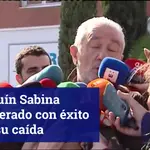 Joaquín Sabina es operado con éxito tras su caída