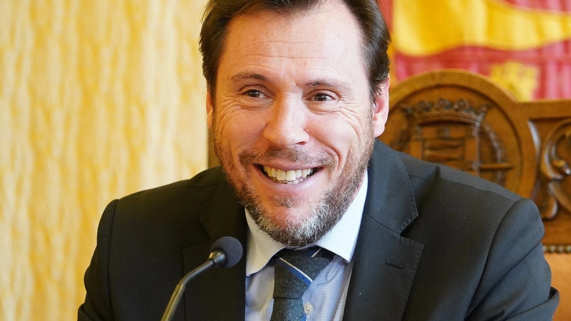 El alcalde de Valladolid, Óscar Puente, muestra su satisfacción tras anunciar el nuevo proyecto