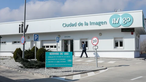 Los vehículos están obligados a pasar la ITV/ Jesús Hellín / Europa Press