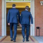 Pedro Sánchez y Pablo Casado, en La Moncloa
