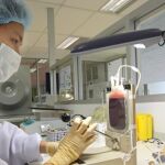 Esta nueva alternativa aporta una mayor seguridad porque los pacientes que llevan un tratamiento de por vida no suelen tomar bien la medicación