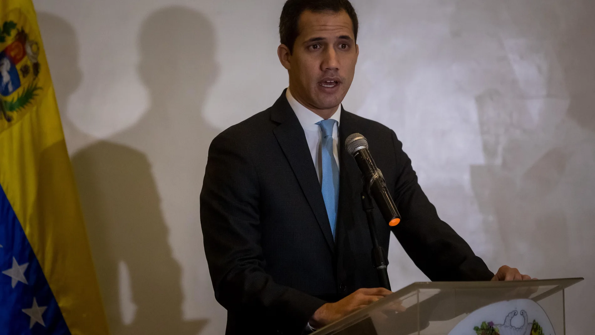 Guaidó tilda de "propaganda" la demanda contra EEUU que Maduro hizo en la CPI