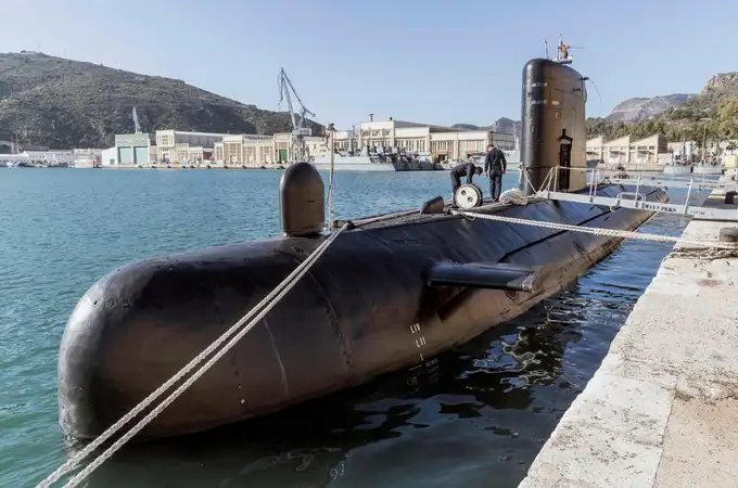 El submarino S-73 Mistral de la Armada, listo para ser desguazado tras 35 años de servicio