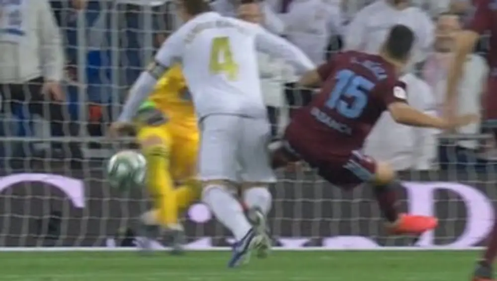 Penalti a Sergio Ramos