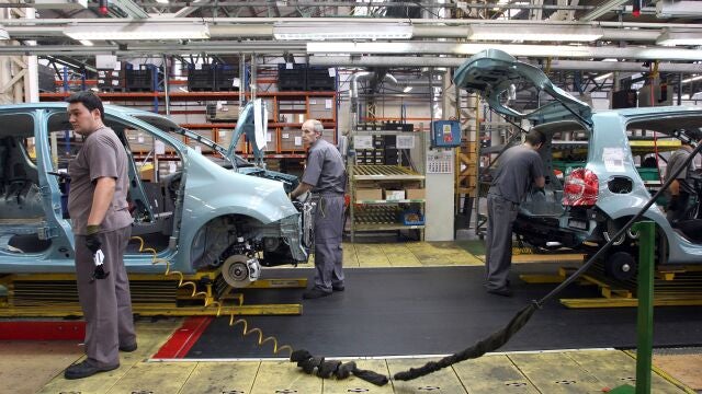 Trabajadores de la planta de carrocería y montaje de Renault en Valladolid