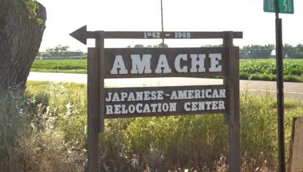 Imagen del cartel que indica la ubicación de Camp Amache