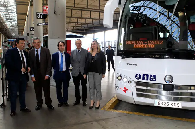 Cádiz y Huelva estarán unidas por una línea directa de autobús desde el viernes