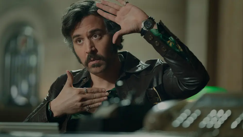 Josh Radnor, conocido por interpretar a Ted Mosby en "Cómo conocí a vuestra madre", en "Hunters