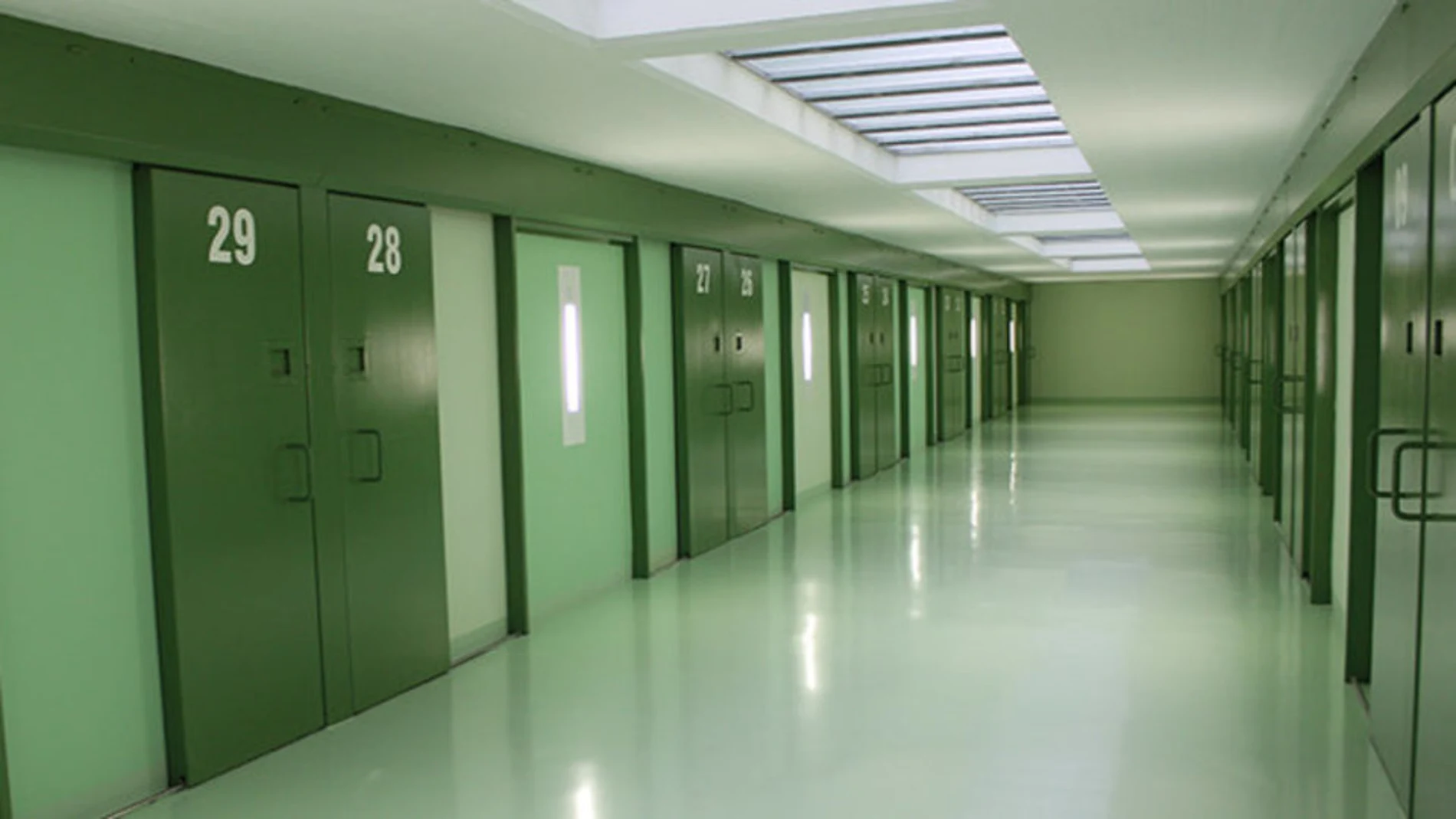 Imagen de archivo de varias celdas en una prisión