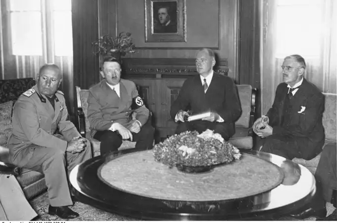 Cuando Chamberlain creyó que Hitler era “un hombre de paz”