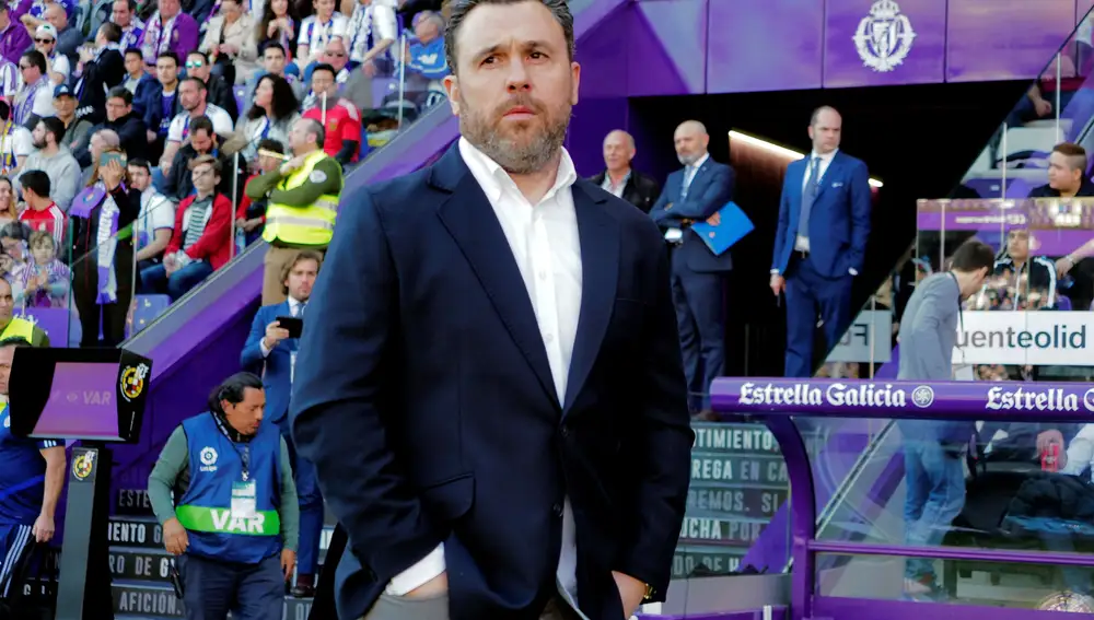 Sergio González durante su etapa como entrenador del Valladolid.