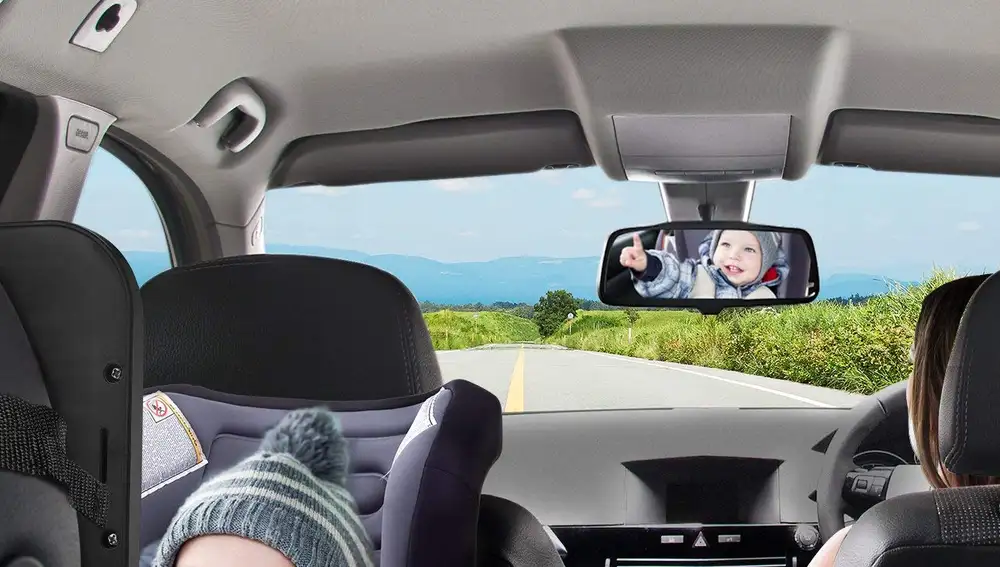 Espejo retrovisor para vigilar al bebé en el coche