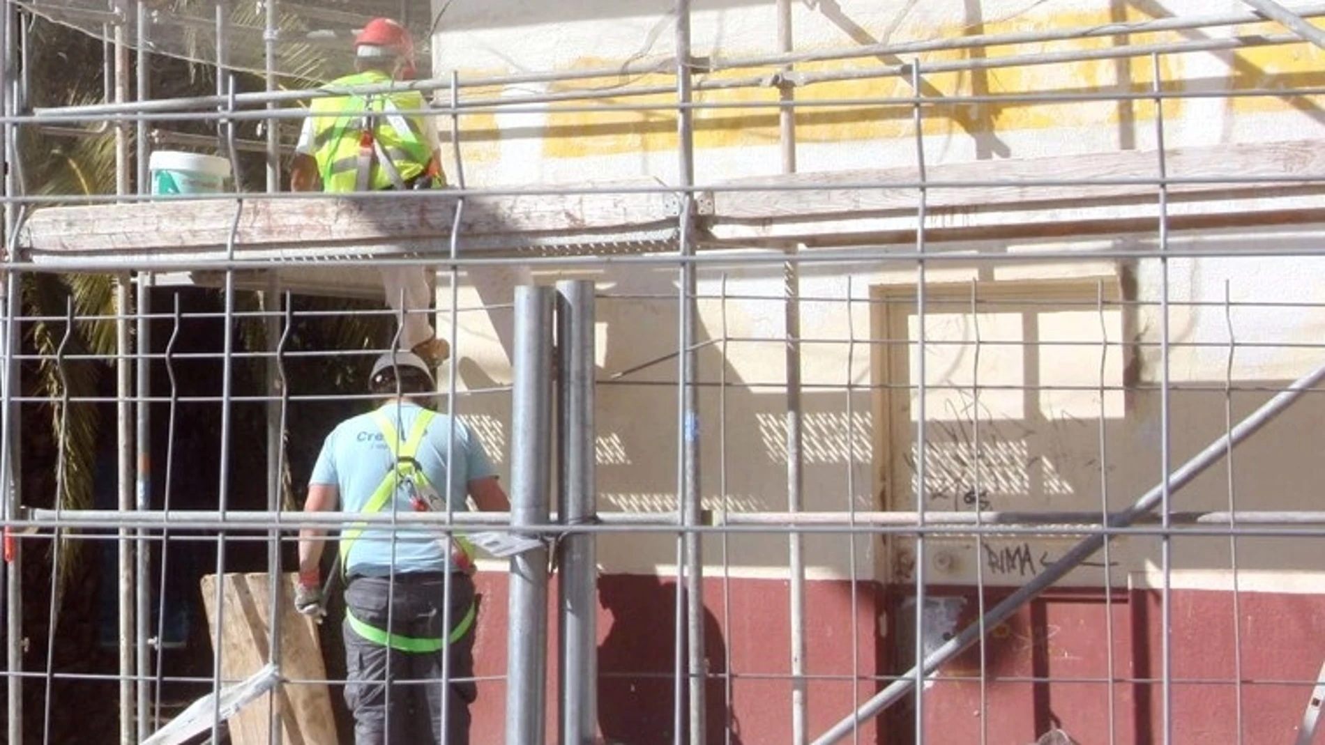 Fomento destina tres millones a ayudas para la autoconstrucción y prevé la ejecución de 200 viviendas