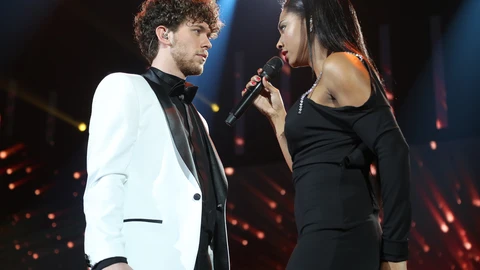 Jesús y Nia en la Gala 6 de "Operación Triunfo 2020"