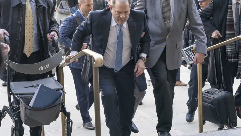 Harvey Weinstein, llegando a la corte suprema de Nueva York