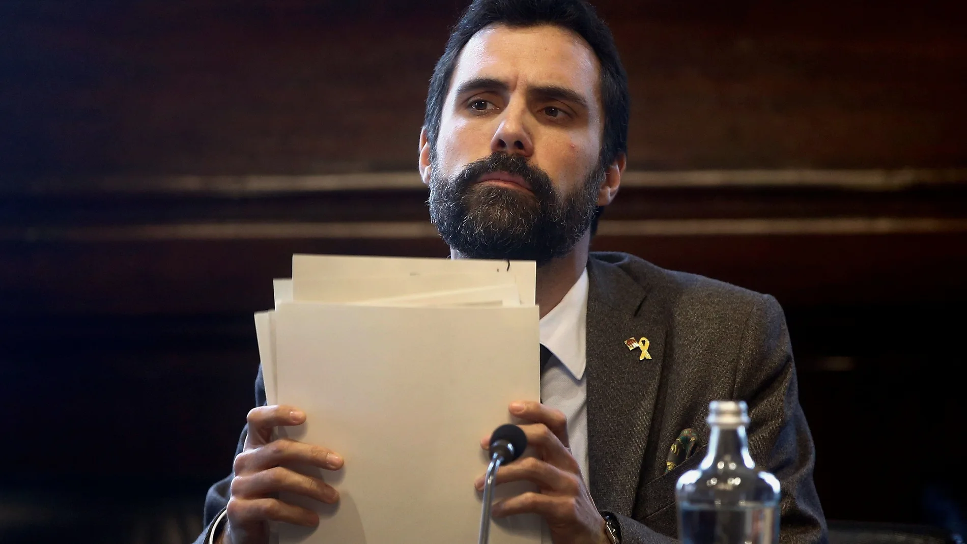Roger Torren preside la reunión de la Junta de Portavoces