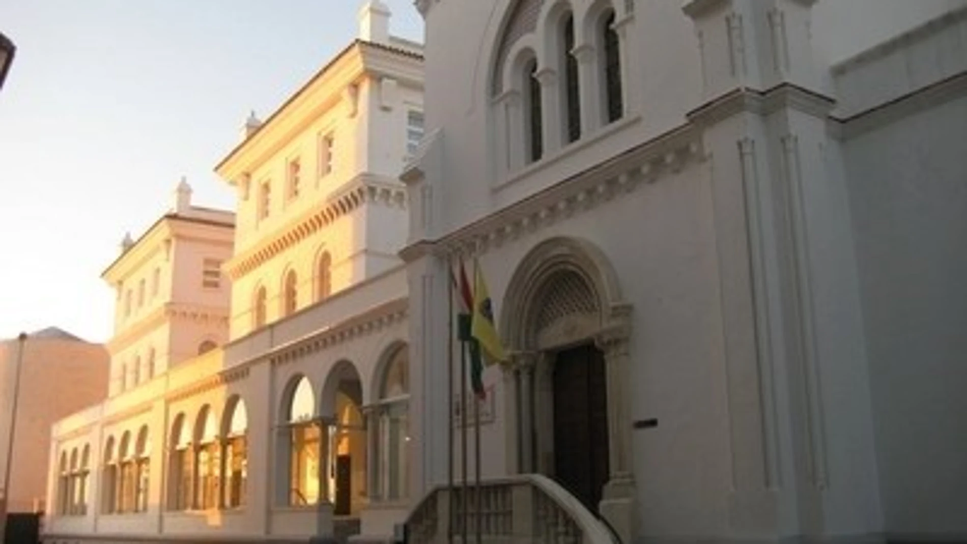 Facultad de Ciencias Económicas y Empresariales de Cádiz
