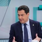 Juanma Moreno, hoy durante la entrevista¡