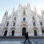 Los alrededores del Duomo de Milán, casi desiertos