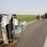 Accidente de tráfico en la N610, térmono de Villamartín (Palencia)Un hombre de 84 años resulta herido por una salida de vía y quedar el coche semivolcado en la carretera