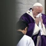 El Papa ha cancelado todos sus catos próximos por el resfriado que sufre