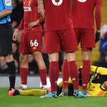 Imagen de Deulofeu tras caer lesionado