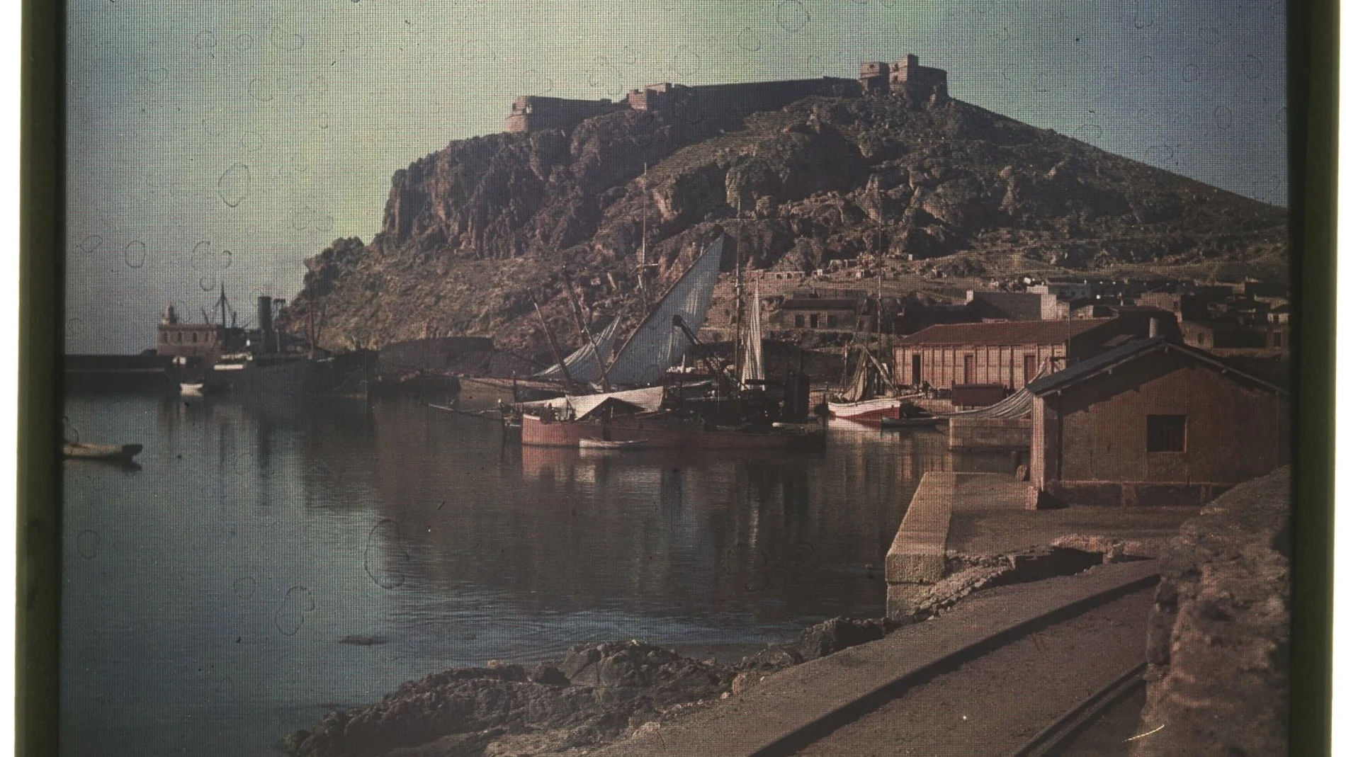Fotografía del Puerto y el castillo de Águilas realizadas en 1908